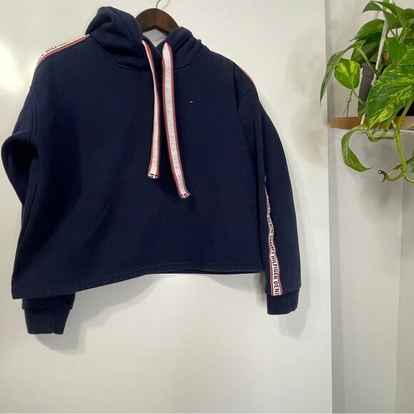 Tommy Hilfiger Tops - Tommy Hilfiger‎ Navy Blue Crop Hoodie Size M Womens